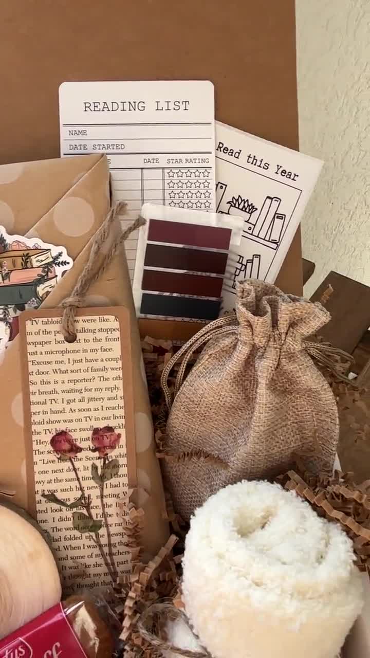Book of the month Subscription-Box